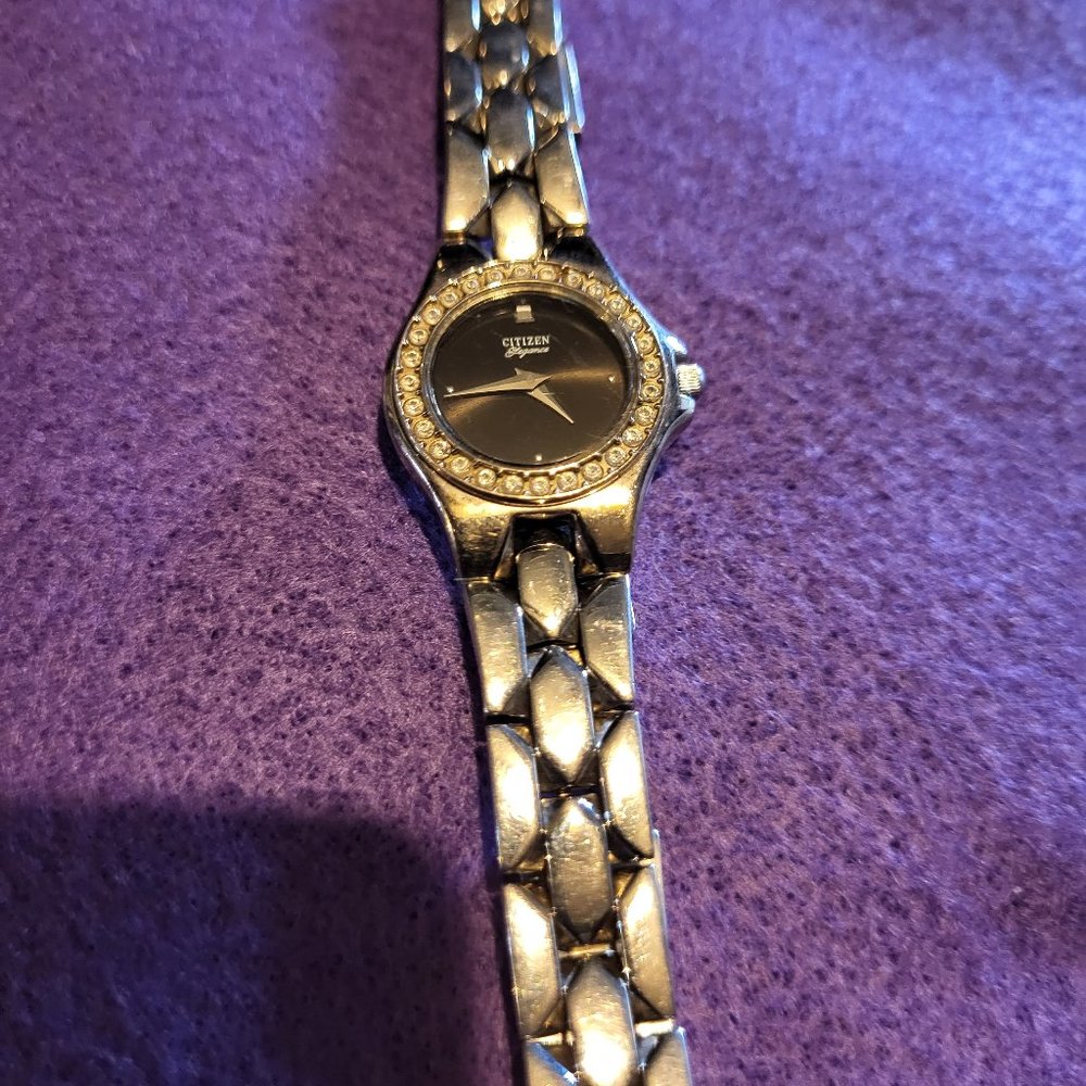 Citizen Luxury Crystal  Black on stainless womans  Watch